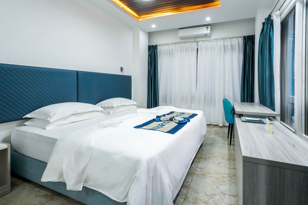 deluxe-room